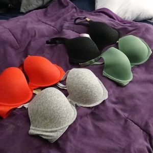 - Tshirt bras